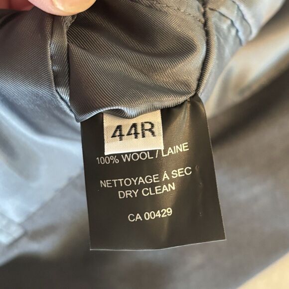 Peter Millar 100% Wool Grey 2 Button Blazer Jacket Canada Size 44R - Picture 5 of 10